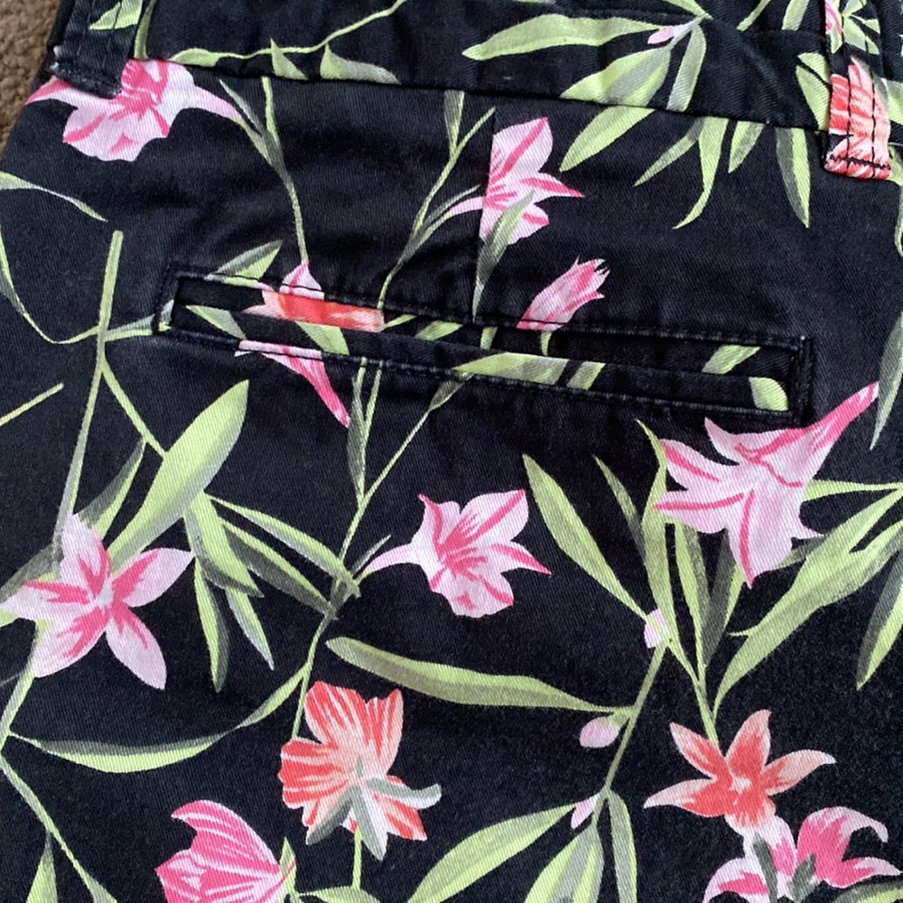 Khakis by Gap City shorts - Picture 6 of 6